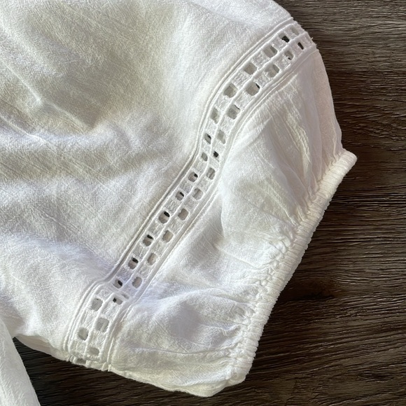 Old Navy White Gauze Notched Neck Balloon Puff Sleeve Short Top Size Small - Picture 11 of 12